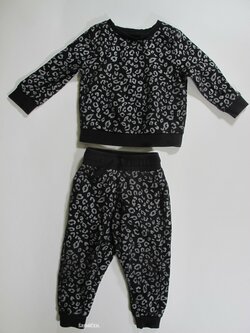 Tepláková souprava pro holkyse vzorem secondhand