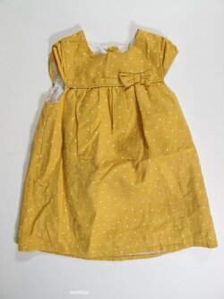 Šaty pro holky s puntíky secondhand