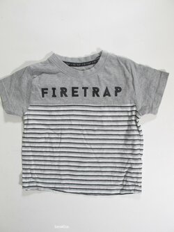 Triko pro kluky s pruhem secondhand Triko pro kluky s pruhem secondhand