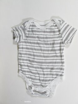 Body bílo šedé pro kluky secondhand