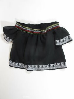 Tunika černá s výšivkou pro holky secondhand Tunika černá s výšivkou pro holky secondhand