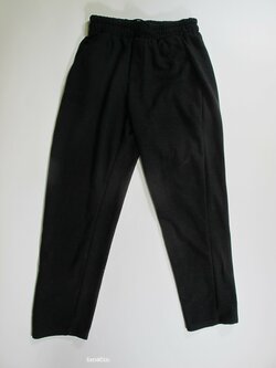 Černé tepláky pro holky secondhand