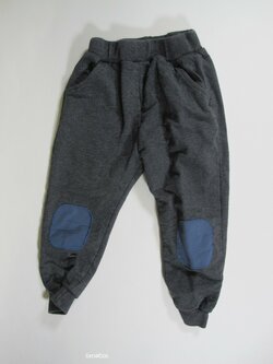 Šedé tepláky pro kluky secndhand