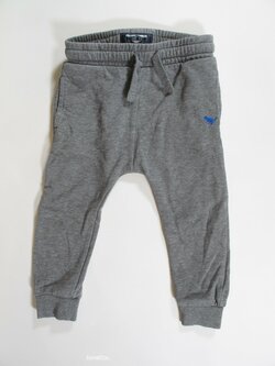 Šedé tepláky pro kluky secondhand
