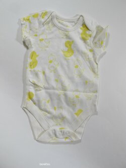 Body s kačenkami pro kluky secondhand Body s kačenkami pro kluky secondhand