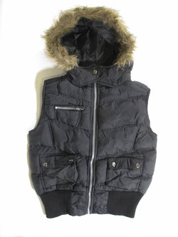 Vesta pro holky černá secondhand Vesta pro holky černá secondhand