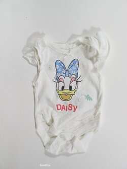 Body se srdíčky pro holky secondand Body se srdíčky pro holky secondand