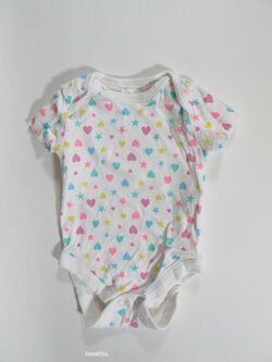 Body se srdíčky pro holky secondhand Body se srdíčky pro holky secondhand