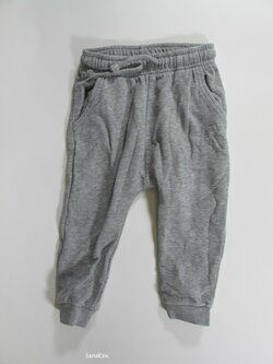 Šedé  tepláky pro kluky secondhand