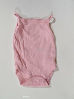 Body tílkové pro holky na 2,7 kg secondhand Body tílkové pro holky na 2,7 kg secondhand