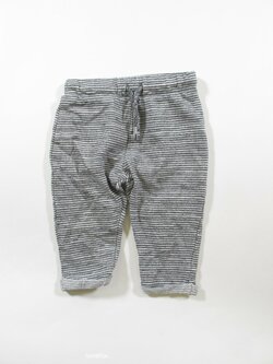 Tepláky pro kluky s pruhem secondhand Tepláky pro kluky s pruhem secondhand