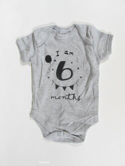 Body šedé pro kluky secondhand Body šedé pro kluky secondhand