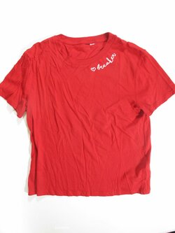 Triko pro holky červené secondhand Triko pro holky červené secondhand