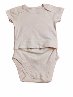 Růžové body rezepínací pro holky secondhand M&S