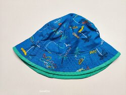 Modrý klobouk s obrázky pro kluky secondhand