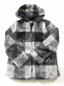 Chlupatý kabátek s kostky second hand Chlupatý kabátek s kostky second hand