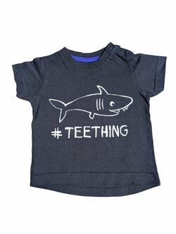 tmavě šedé tričko se žralokem pro kluky secondhand nutmeg