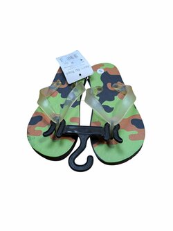 Maskáčové žabky pro kluky secondhand boys essentials Maskáčové žabky pro kluky secondhand boys essentials