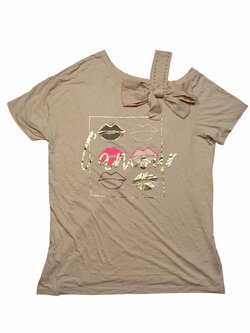 Béžové triko s obrázkem a mašlí pro holky secondhand River Island Béžové triko s obrázkem a mašlí pro holky secondhand River Island