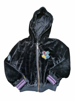 Černá teplá bunda Harry Potter pro holky secondhand Černá teplá bunda Harry Potter pro holky secondhand