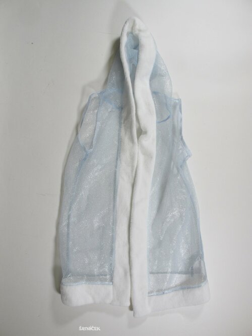 Plášt na karneval pro holky Frozen secondhand