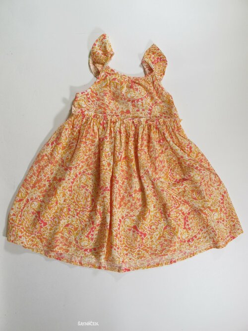 Šaty pro holky se vzorem secondhand