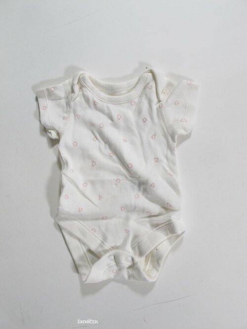 Body pro holky světlé secondhand