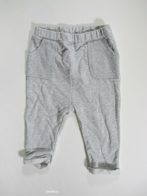 Šedé tepláky pro kluky secondhand