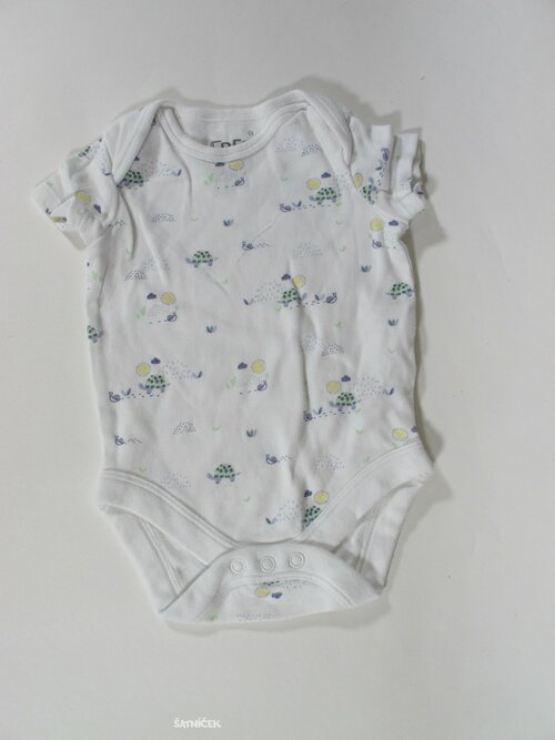 Body bílé pro kluky secondhand