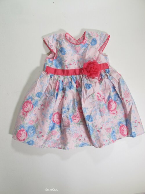 Šaty pro holky kytkované secondhand