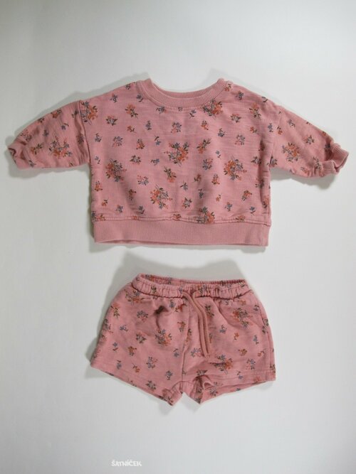 Komplet pro holky teplákový secondhand