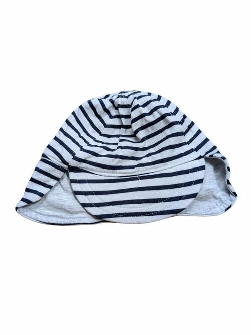 Bílo černá pruhovaná kšiltovka pro holky outlet F&F