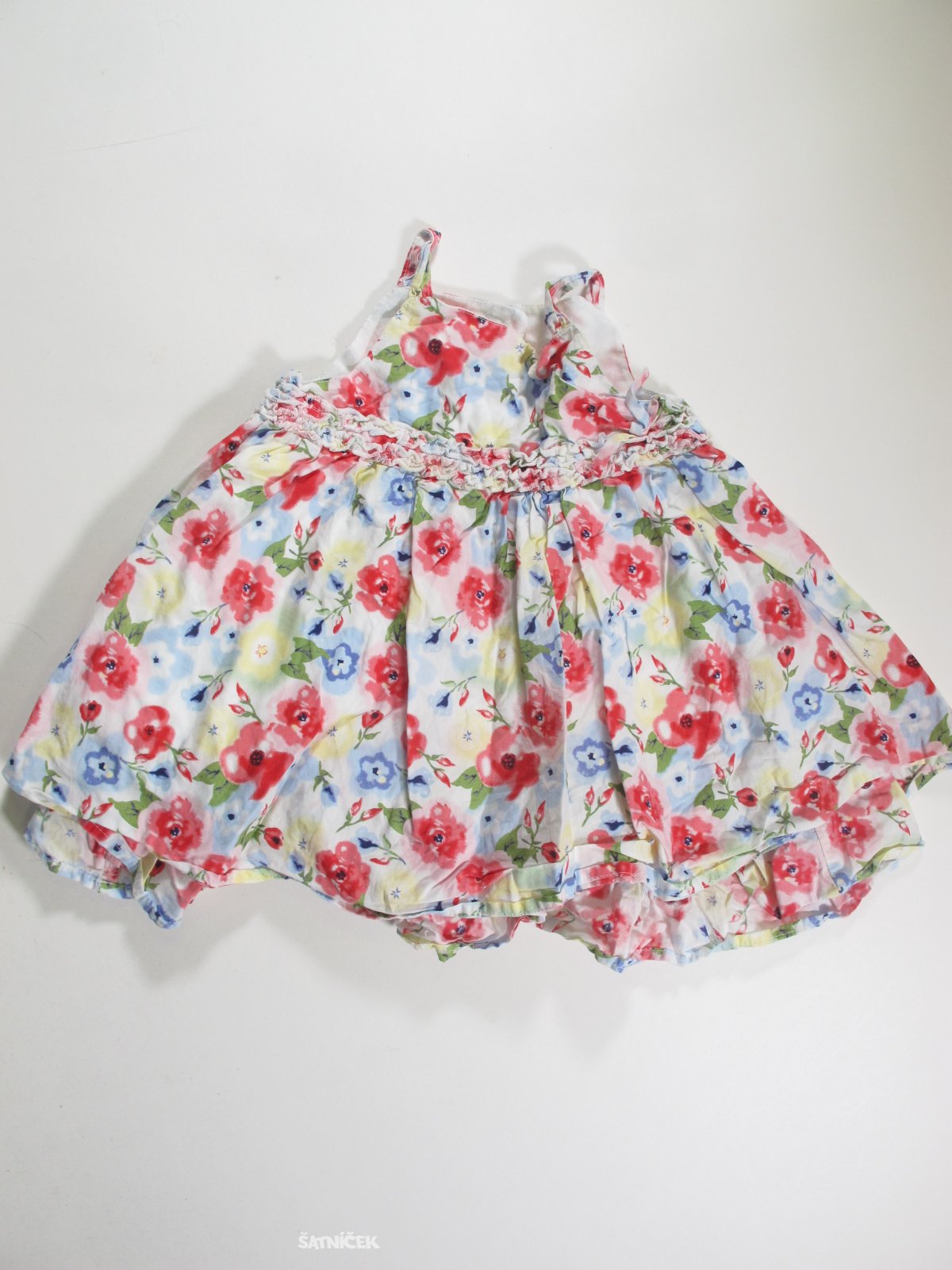 Šaty pro holky  s kytkami   secondhand