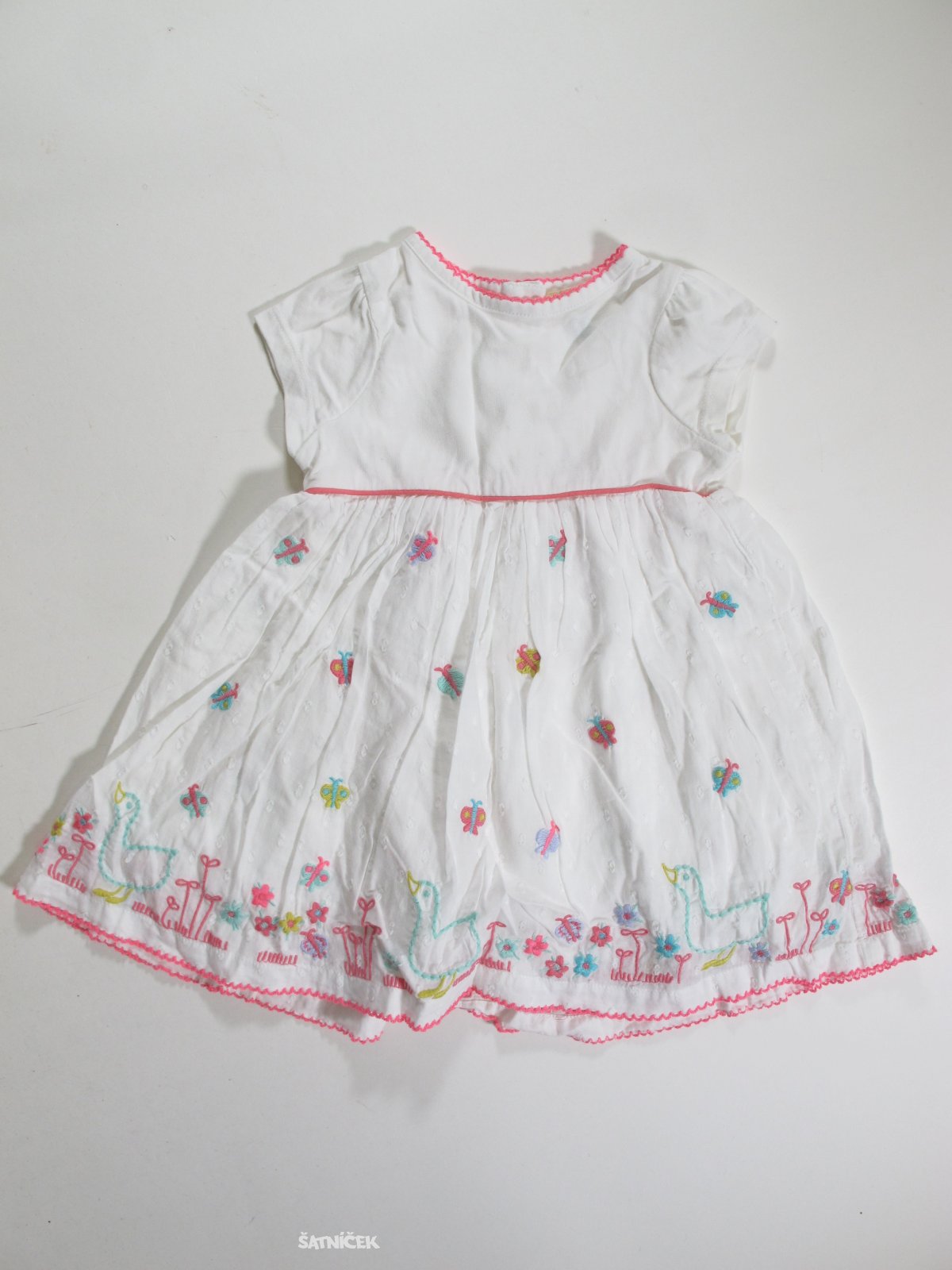 Šaty pro holky bílo růžové secondhand