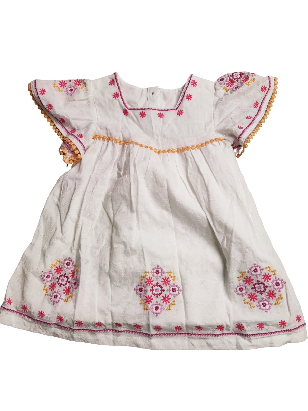 Bílé šaty s vyšívanými vzory outlet George