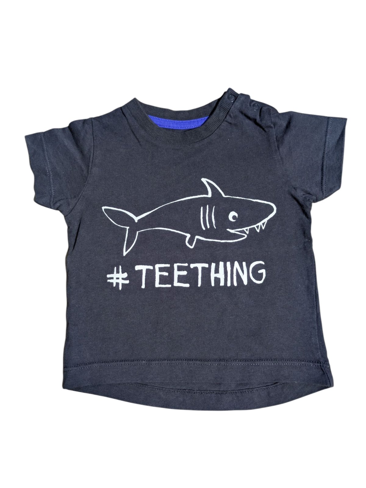 tmavě šedé tričko se žralokem pro kluky secondhand nutmeg