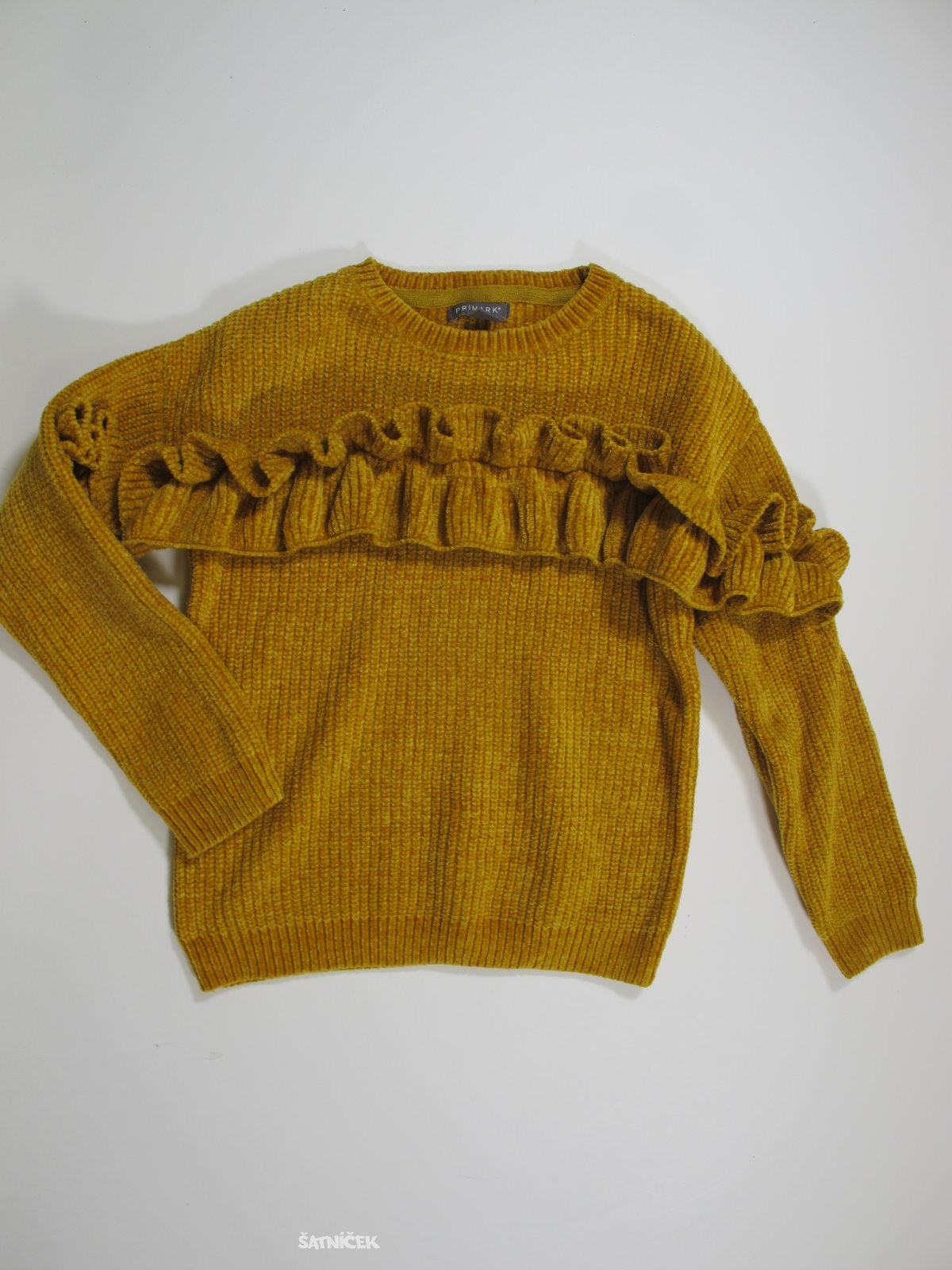 Okrový svetr pro holky secondhand