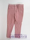Růžové kalhoty pro holky secondhand