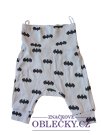 bílé tepláčky s logem batman pro kluky secondhand HM