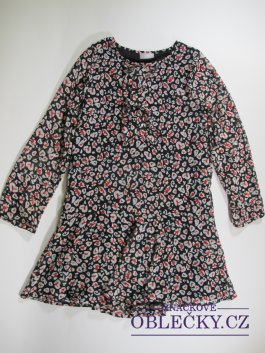 Zvětšit Vzorované letní šaty pro holky 