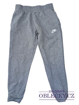 Zvětšit Tmavě šedé tepláky pro kluky secondhand Nike