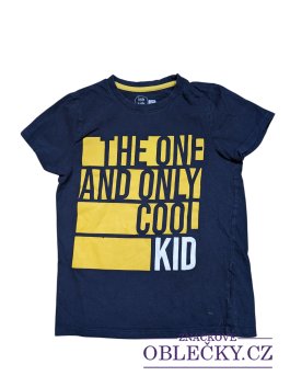 Zvětšit Tmavé triko s nápisem pro kluky secondhand little kids