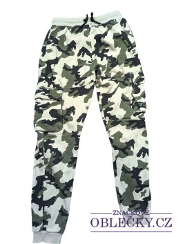 Zvětšit Maskáčové tepláky pro kluky secondhand George