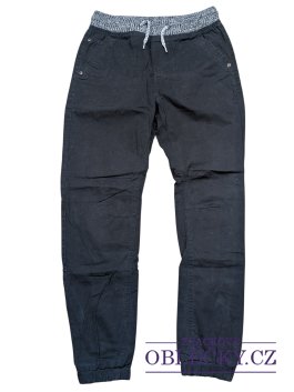 Zvětšit černé kalhoty pro kluky secondhand